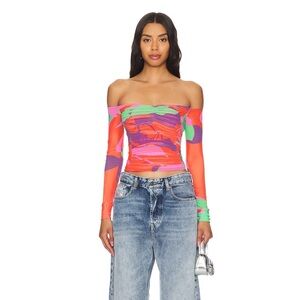 Odilla top in graphic floral